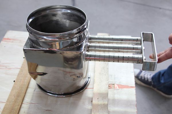 鋰電材質(zhì)振動(dòng)篩加裝除鐵器有哪些優(yōu)點(diǎn)？