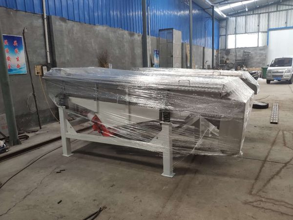 ?保定的某公司訂購的康振機(jī)械振動篩于昨天由德邦物流發(fā)出,預(yù)計(jì)三天后到達(dá),請注意查收