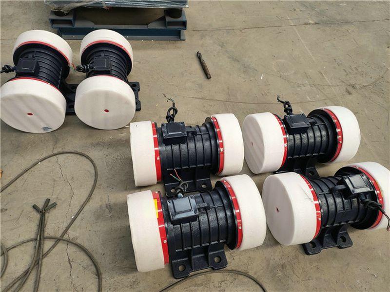 振動(dòng)電機(jī)
